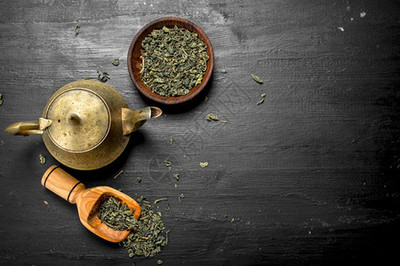 沏上一壶美茶图片